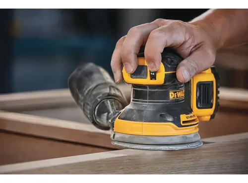 LIJADORA ORBITAL DE 5 SIN ESCOBILLAS DEWALT DCW210B - FOTO 2