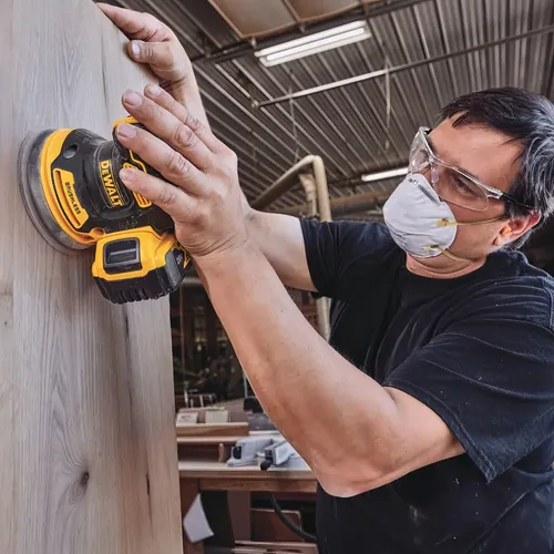 LIJADORA ORBITAL DE 5 SIN ESCOBILLAS DEWALT DCW210B - FOTO 6