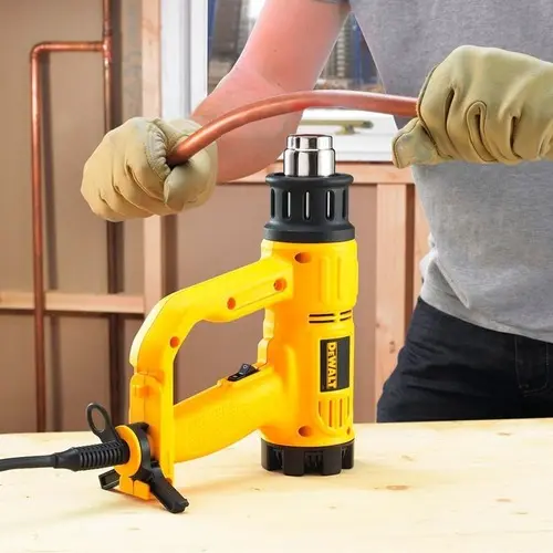 [D26411-AR] PISTOLA DE CALOR 400°C ALTO RENDIMIENTO D26411 DEWALT
