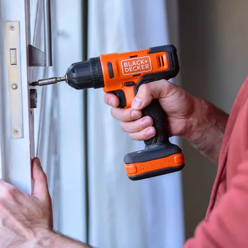 TALADRO PERCUTOR BLACK+DECKER BCD712VHD 12V CON BATERÍA, CARGADOR Y ACCESORIOS BCD712VHD-AR (BCD712VHD-AR)